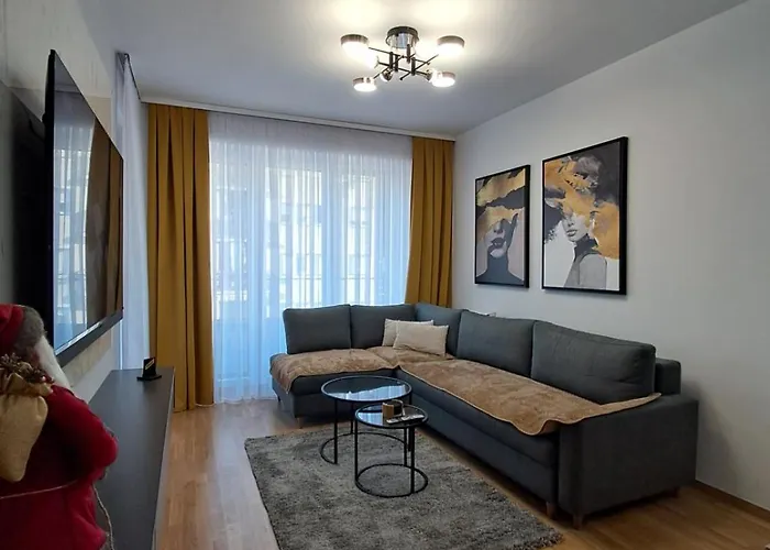 Lux Mint Main Bus Station